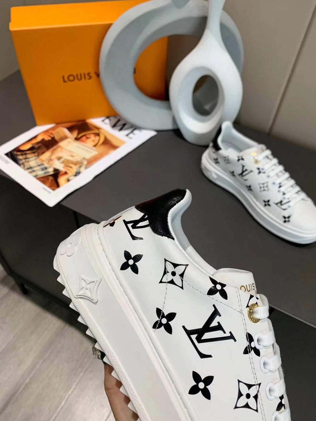 Louis Vuitton Sneakers