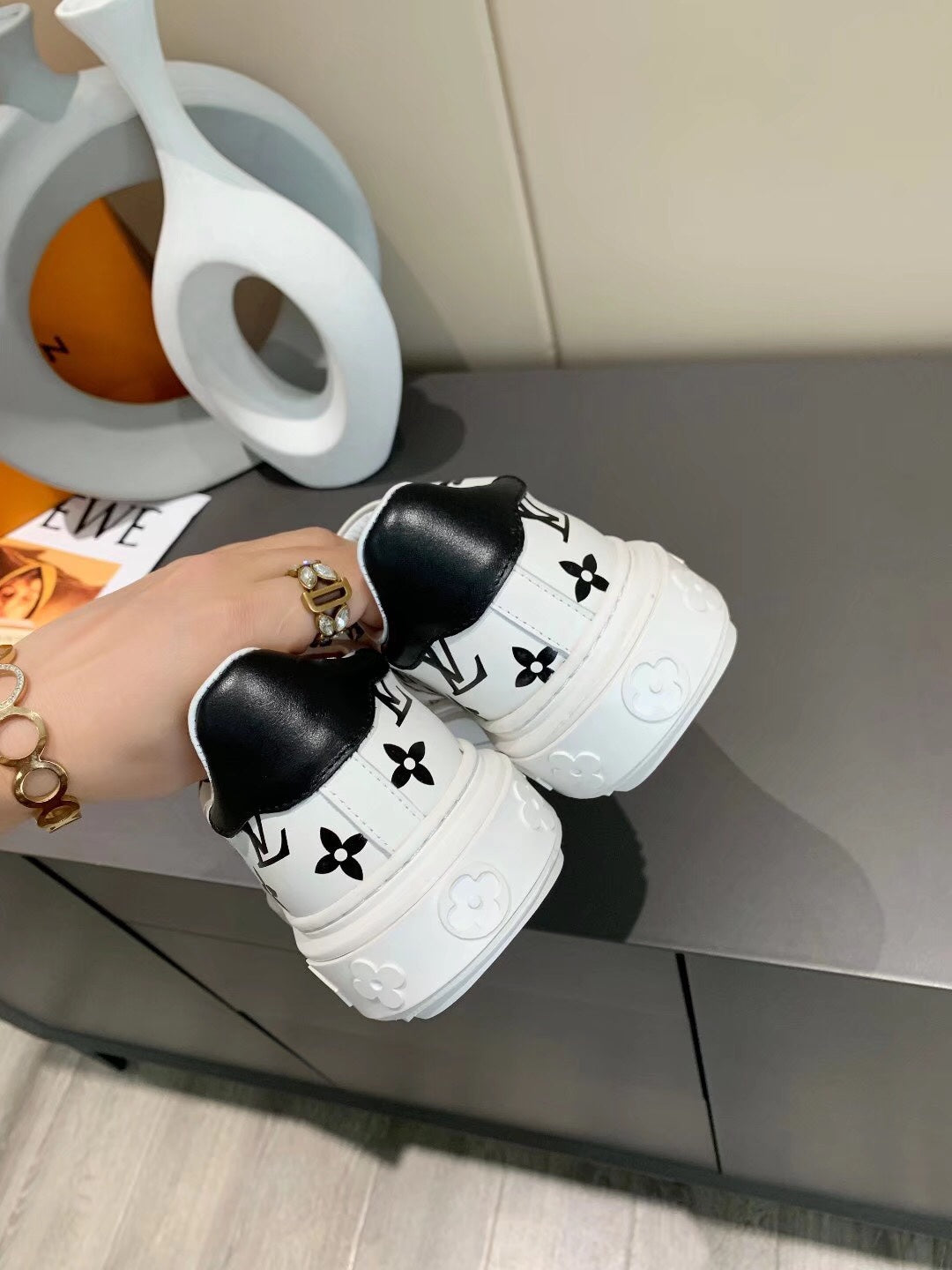 Louis Vuitton Sneakers
