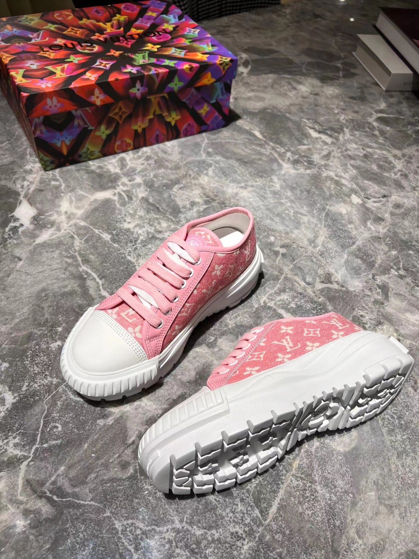 Louis Vuitton Sneakers