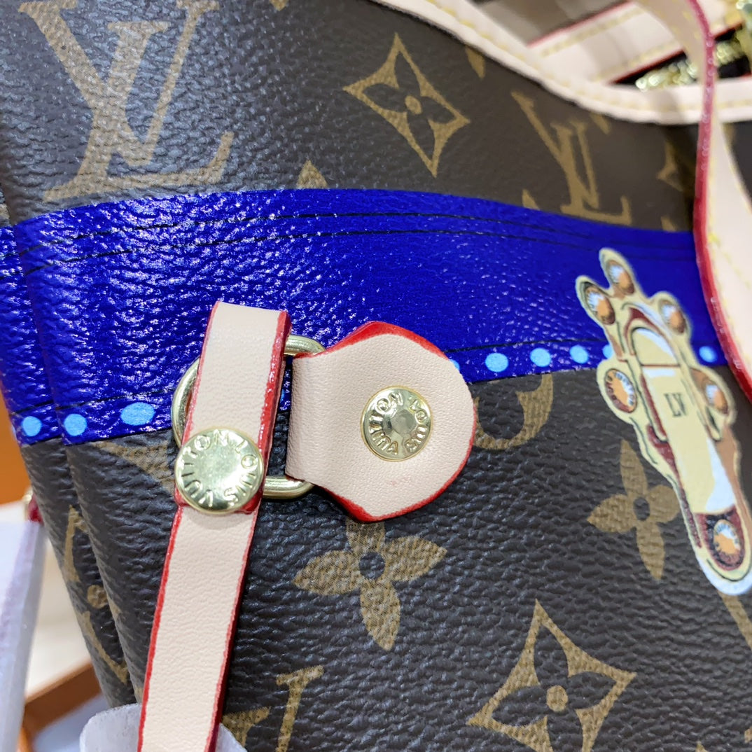Louis Vuitton handbags ( Neverfull )