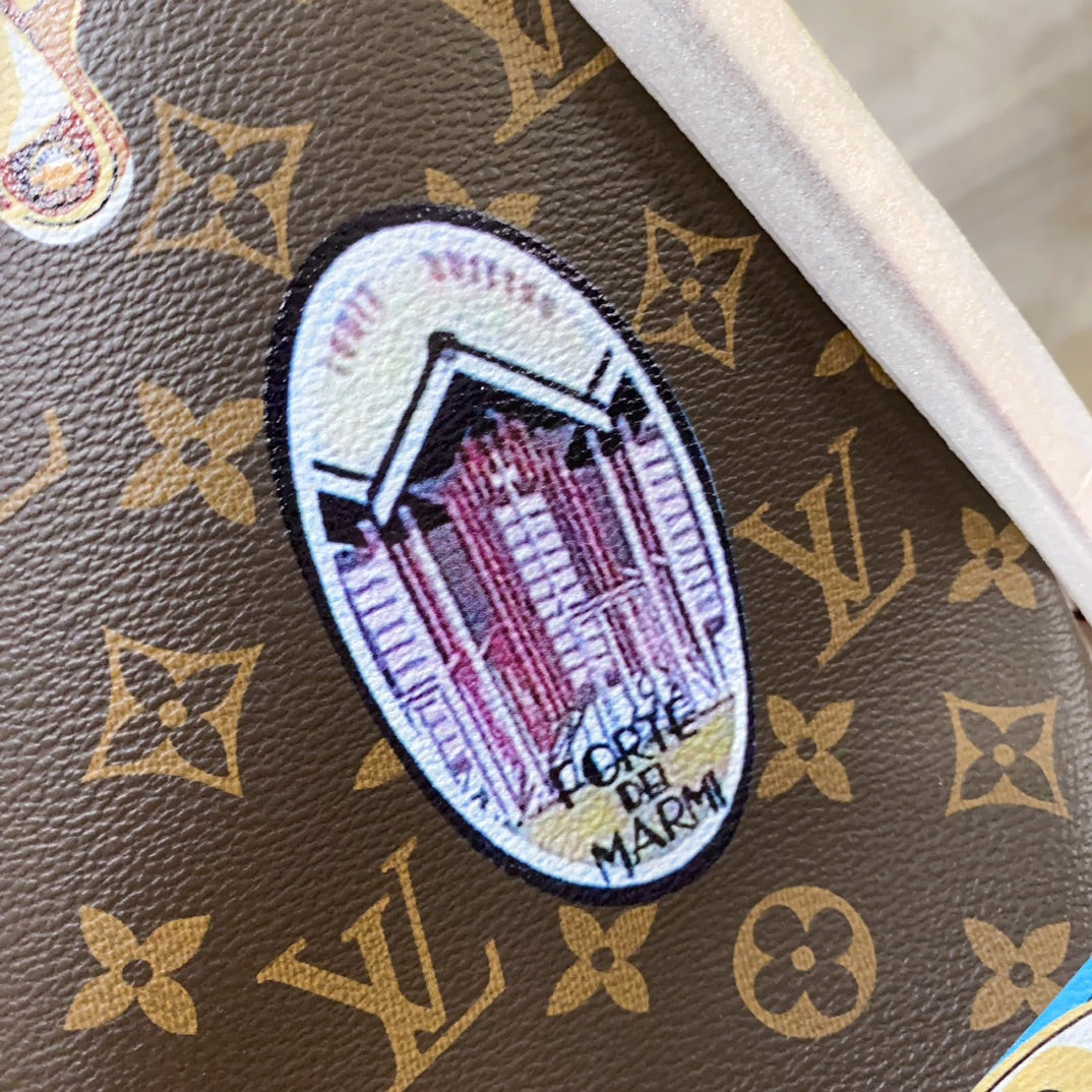 Louis Vuitton handbags ( Neverfull )
