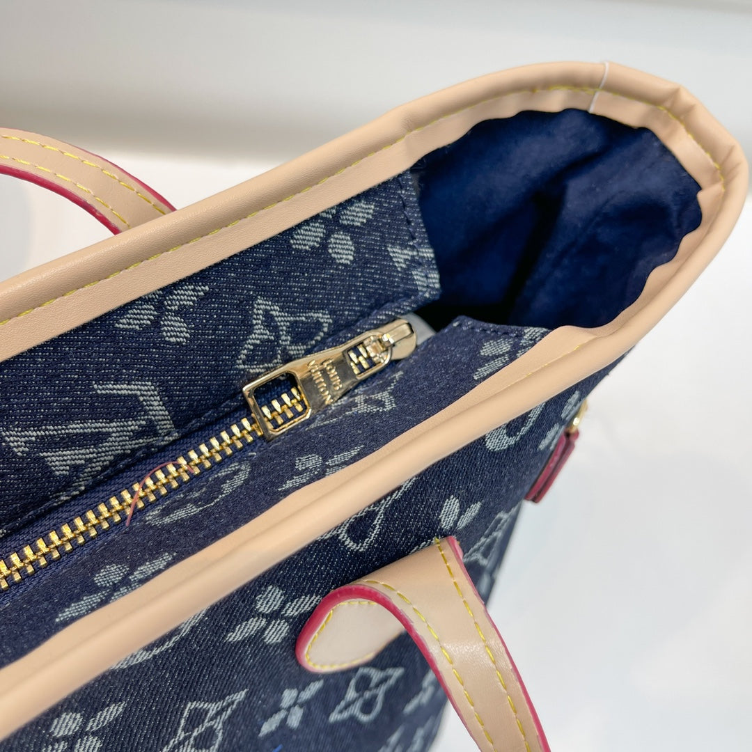 Louis Vuitton handbags (Neverfull)