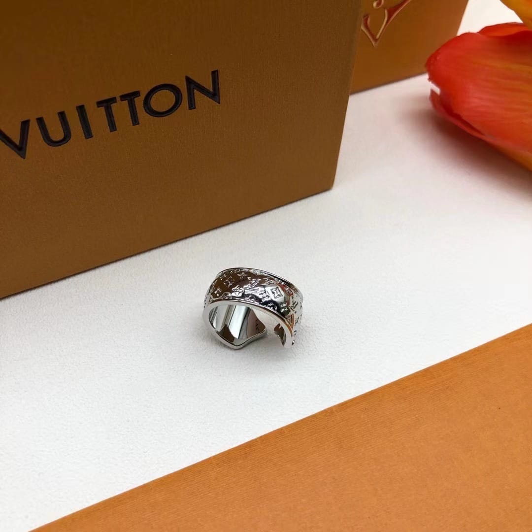 Louis Vuitton Ring