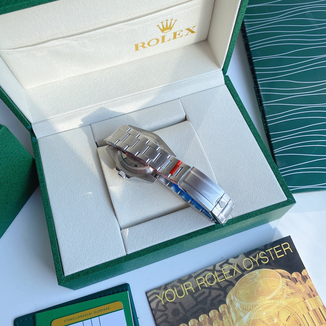 Rolex Submariner Green index dial Oyster - 39mm