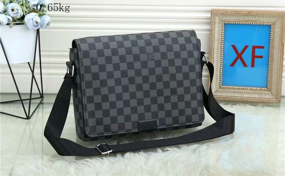 Louis Vuitton cross body bag