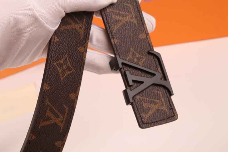 Louis Vuitton Belt and wallet Set