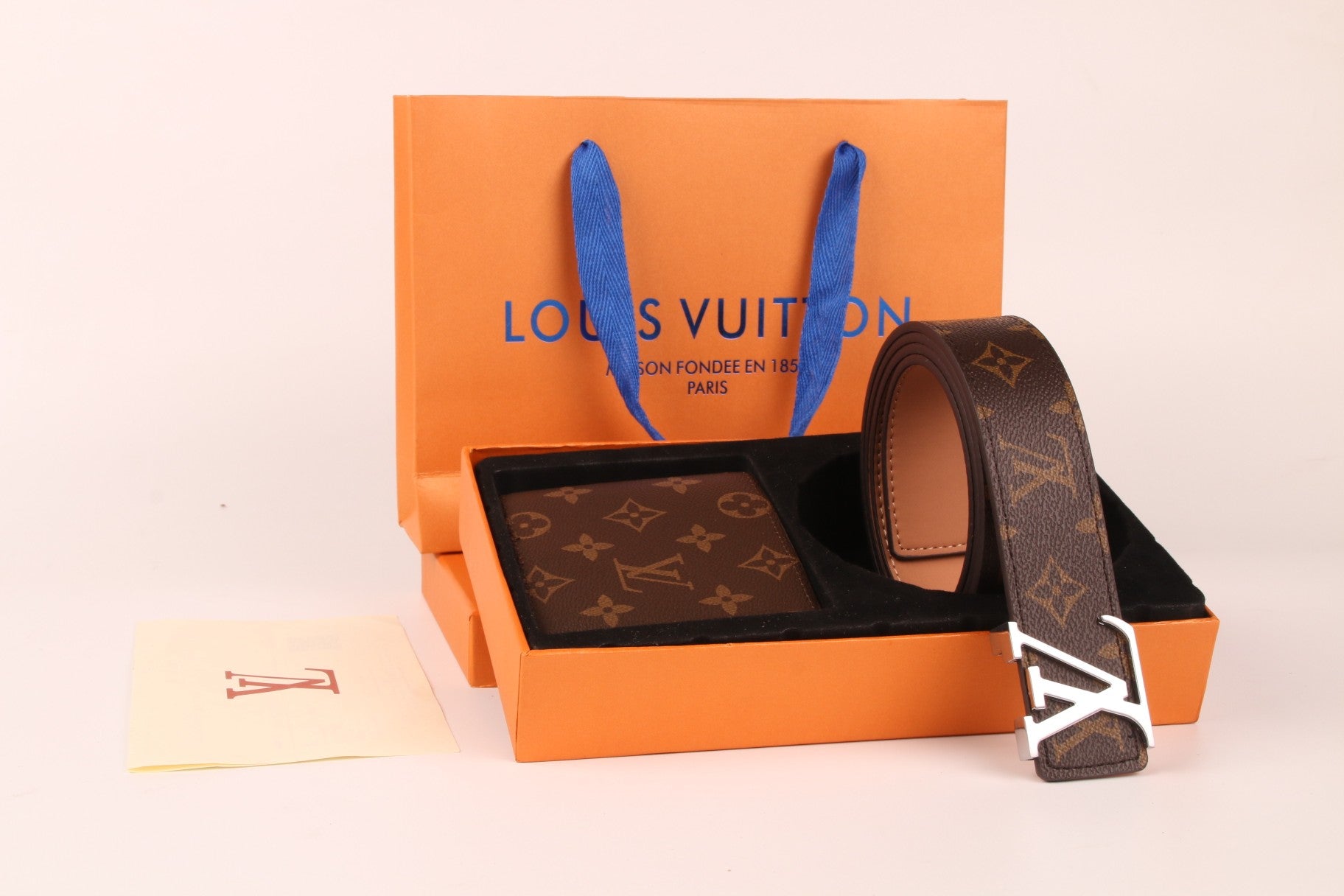 Louis Vuitton Belt and wallet Set