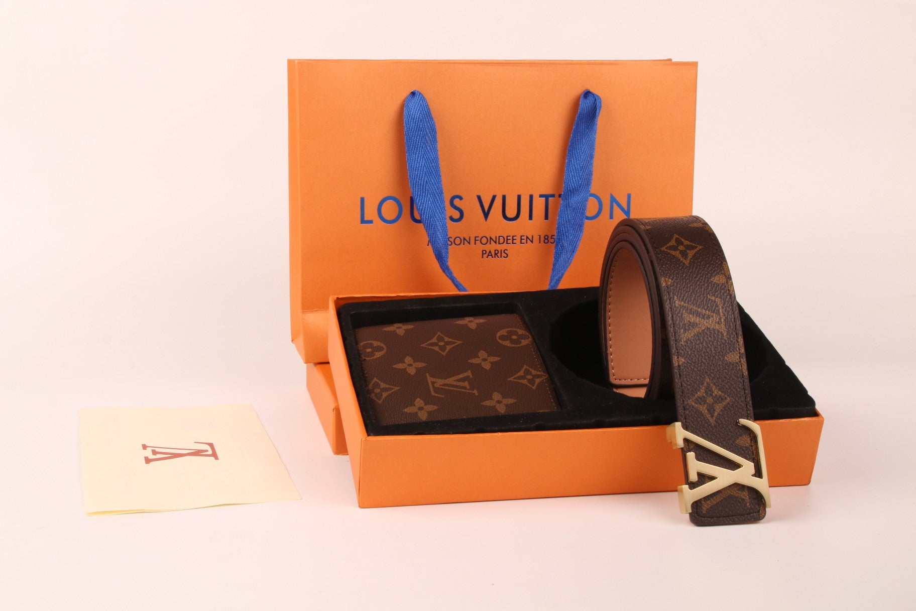 Louis Vuitton Belt and wallet Set