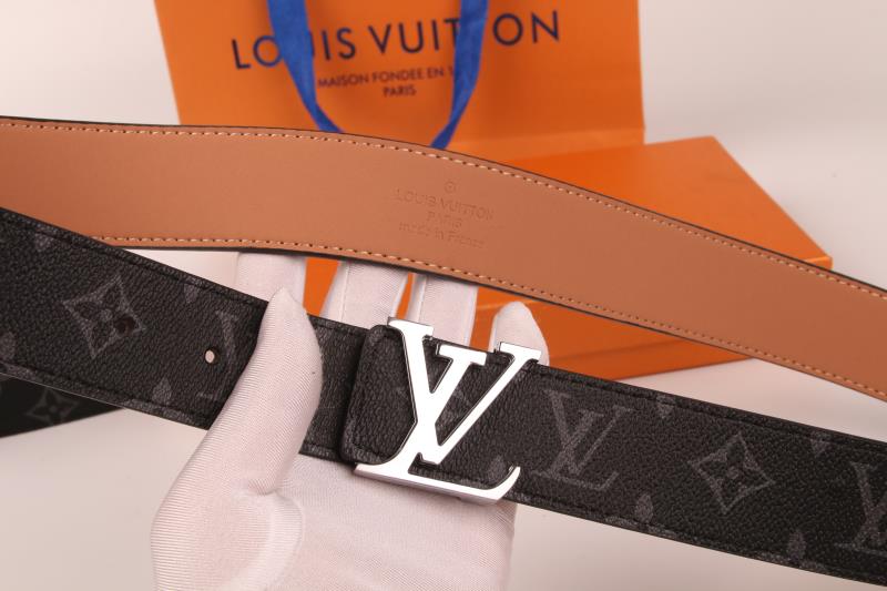 Louis Vuitton Belt and wallet Set