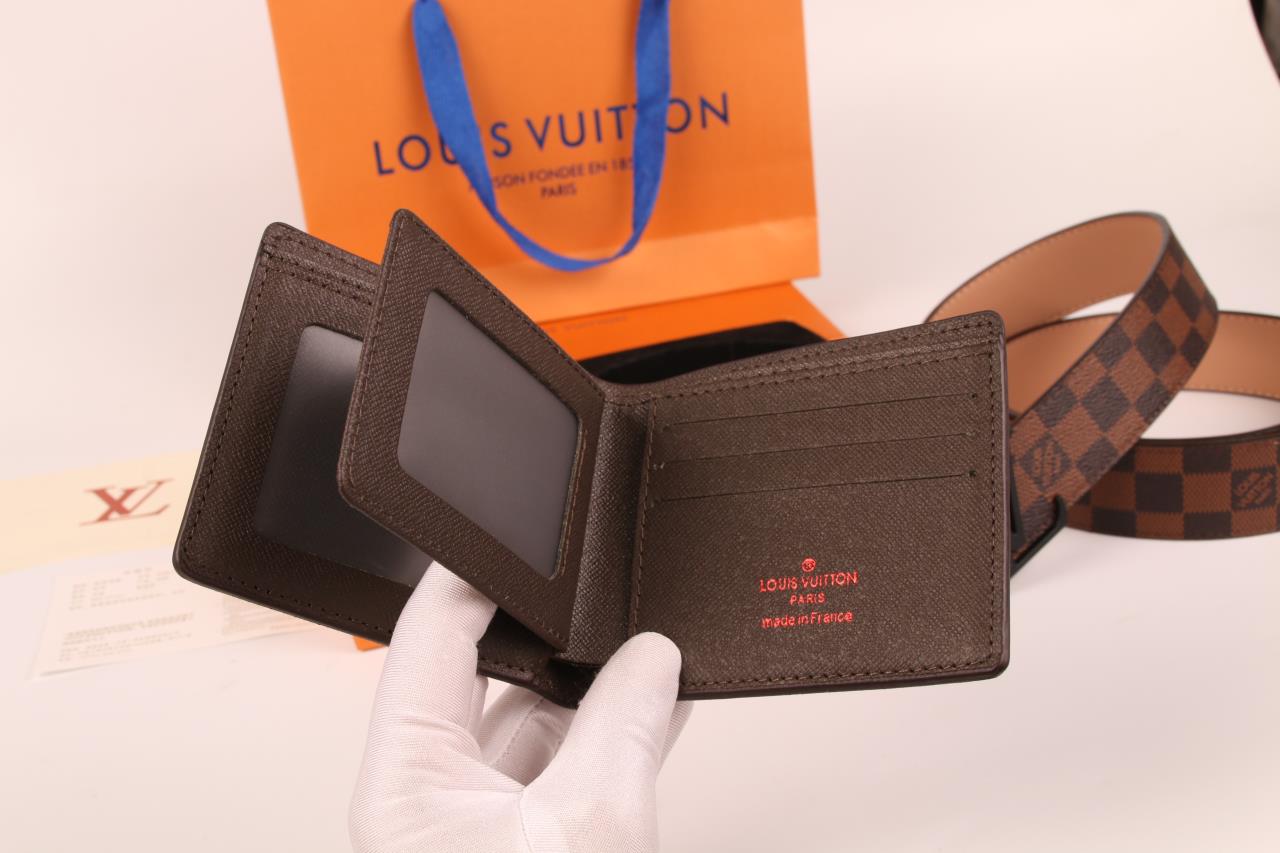 Louis Vuitton Belt and wallet Set