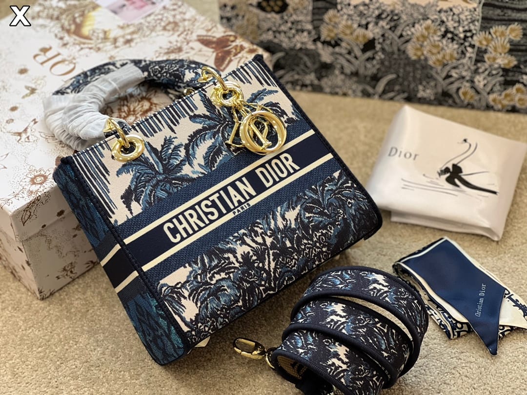 Christian Dior Lady Dior Medium Handbag ( Cornflower  Blue Toile de Jouy Embroidery)