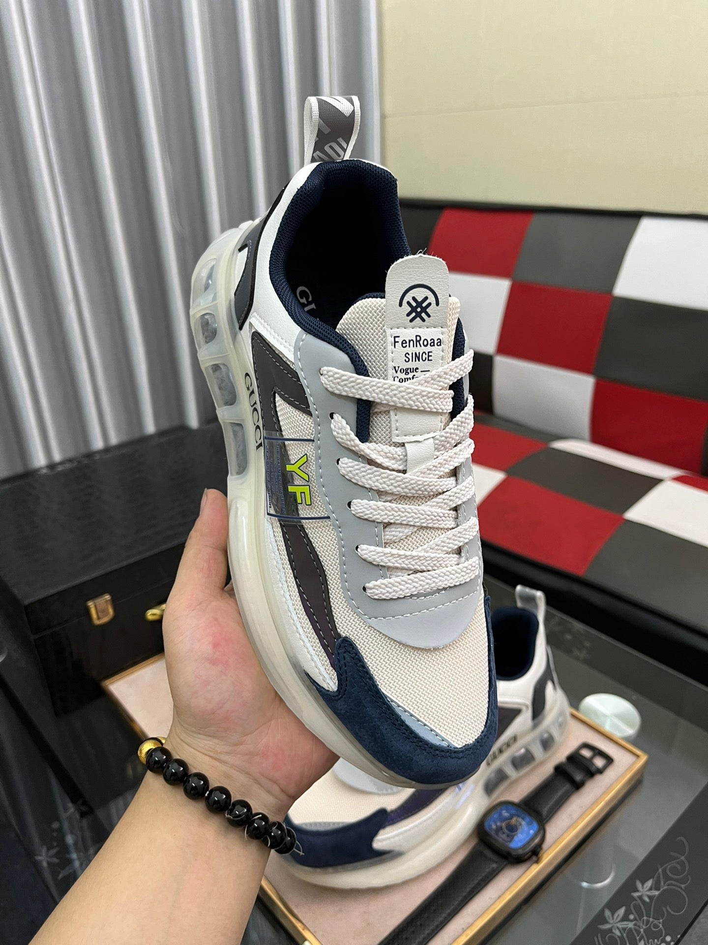Gucci sneaker