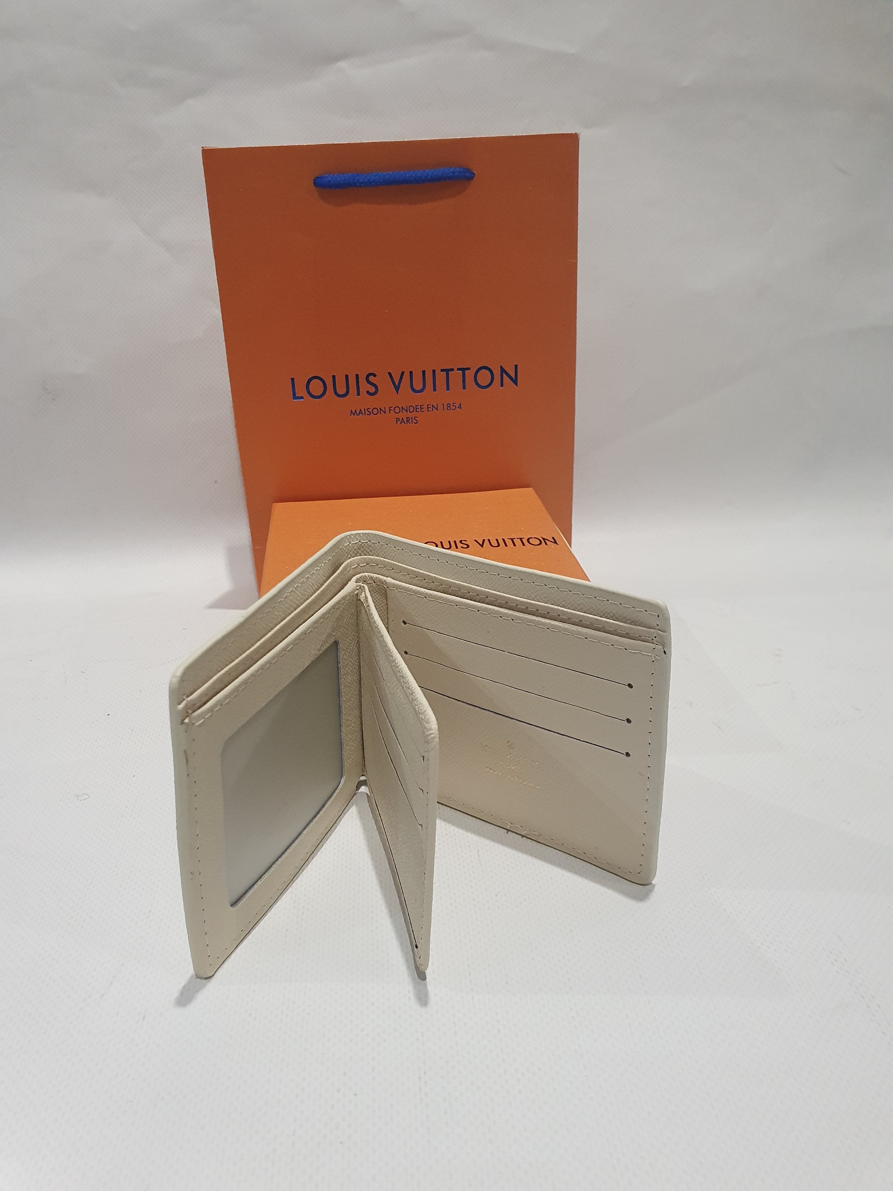 Louis Vuitton Wallet (Men)