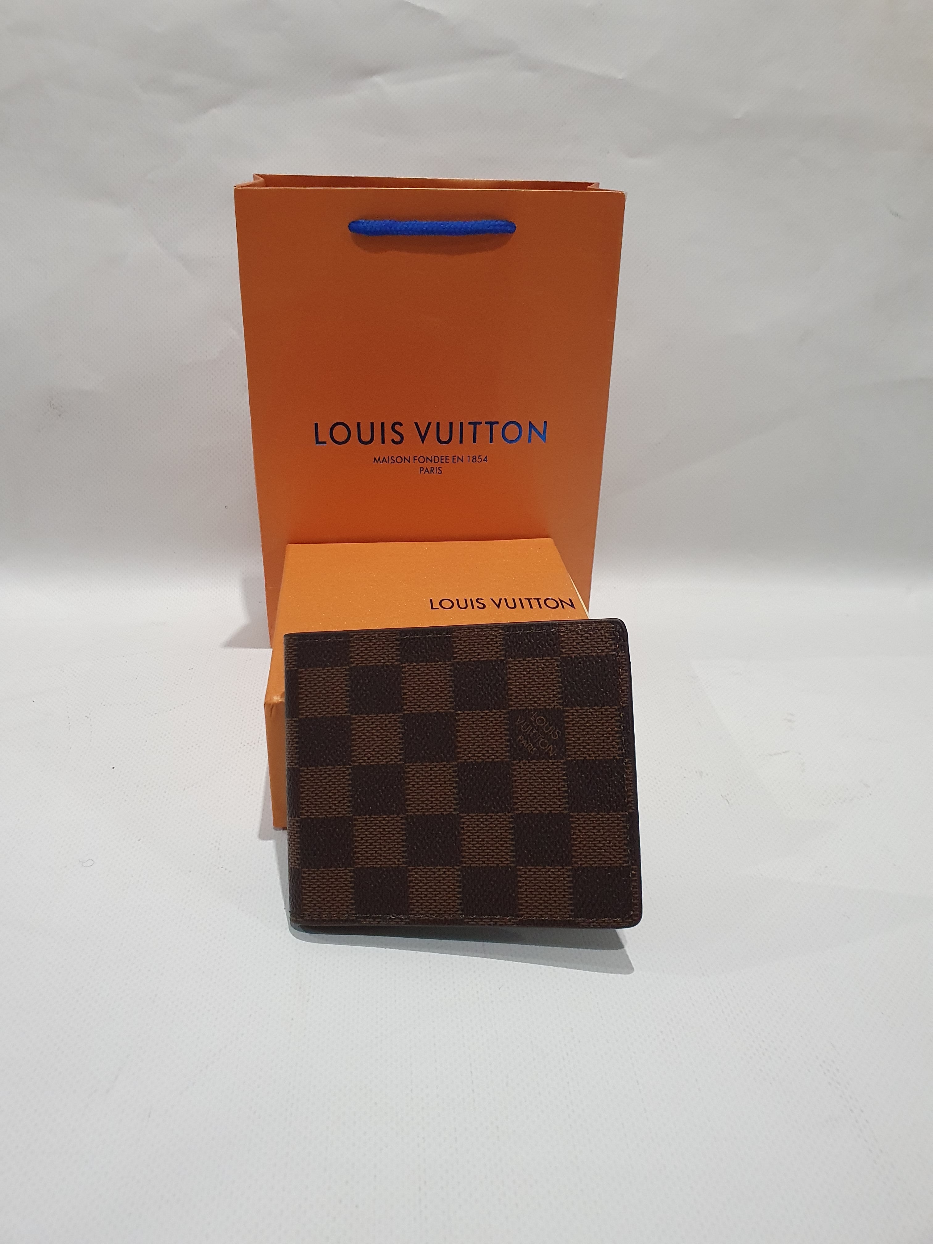 Louis Vuitton Wallet (Men)