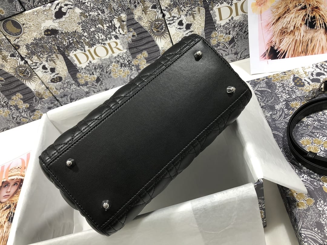 Christian Dior Medium Lady Dior Handbag ( Lushentic Version )