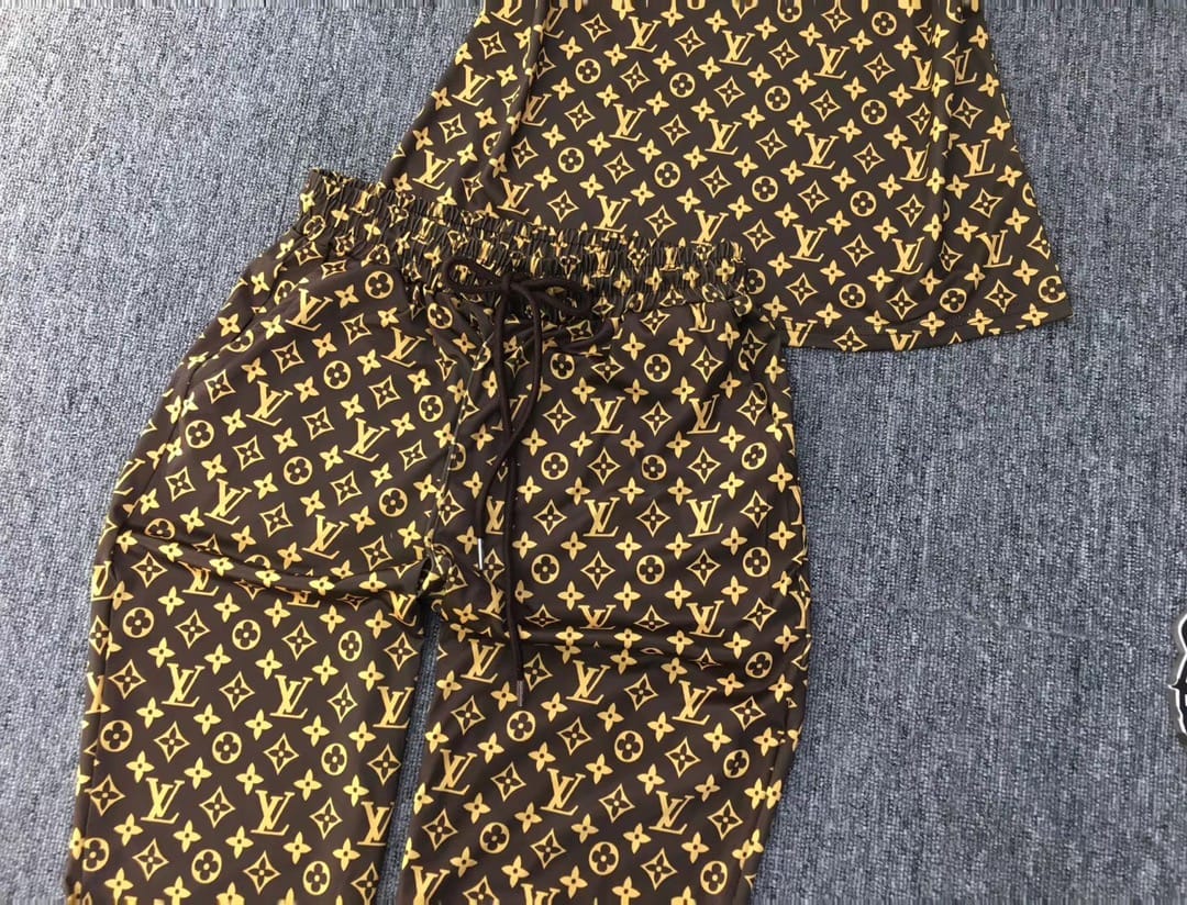 Louis Vuitton  Jogger and Tshirts Set (Tracksuit)