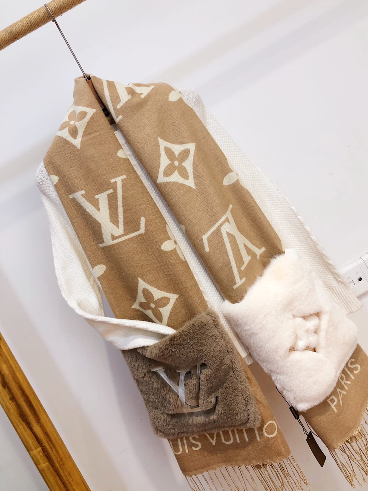 Louis Vuitton Scarf