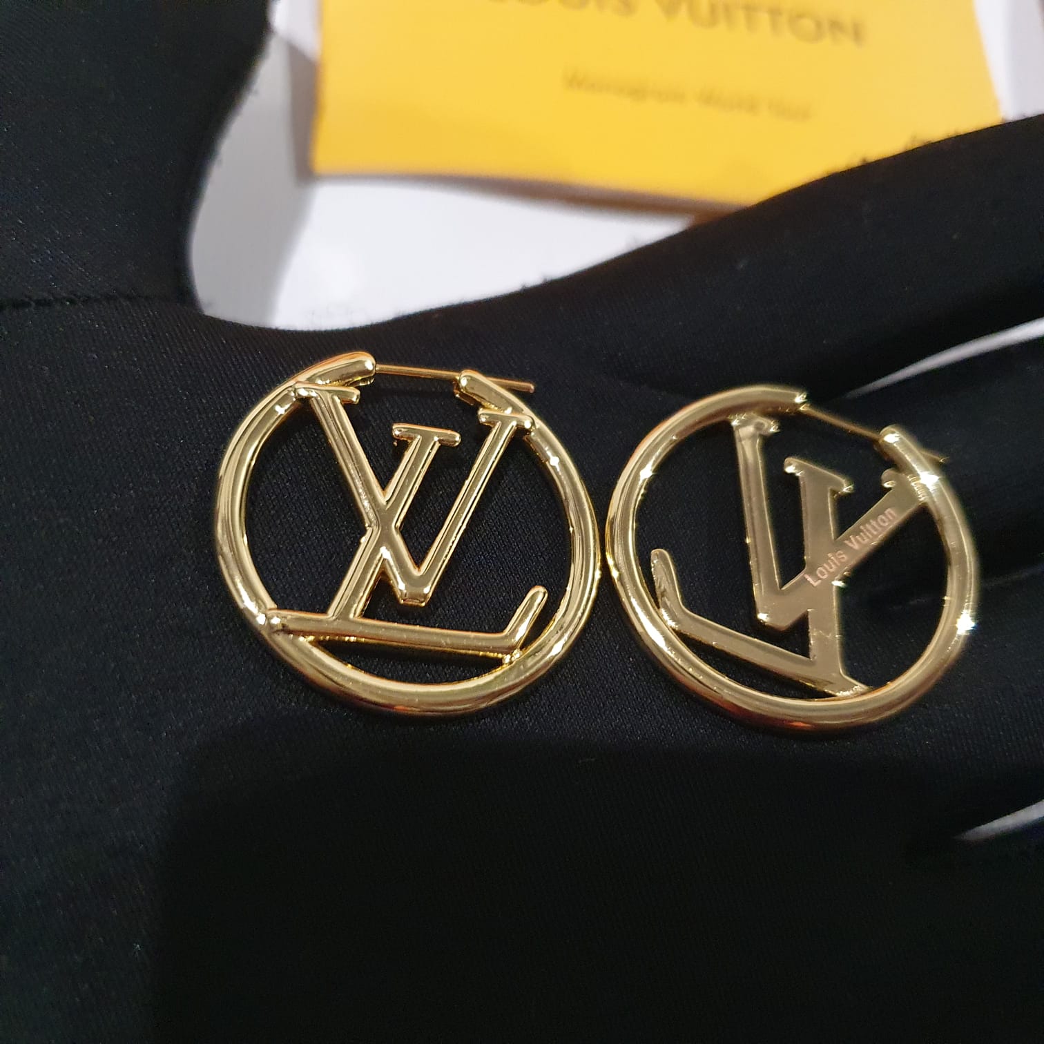 Louis Vuitton Hoop earrings