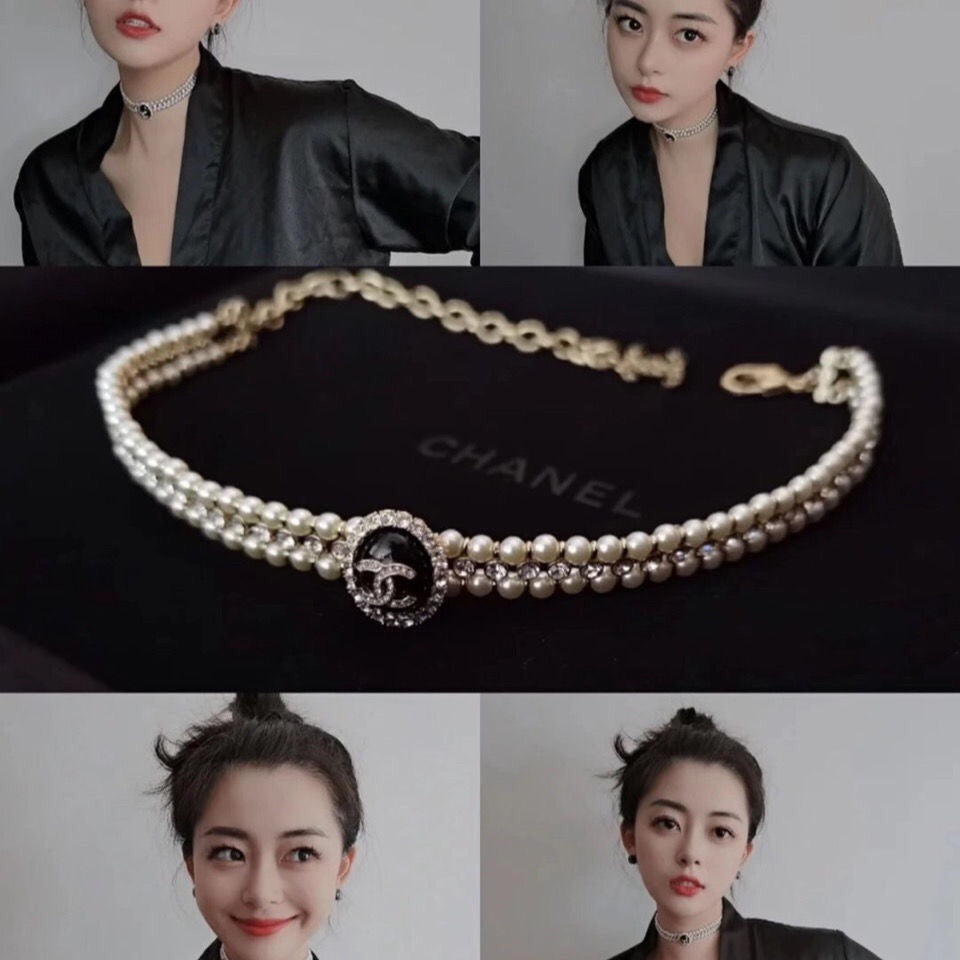 Chanel Chocker