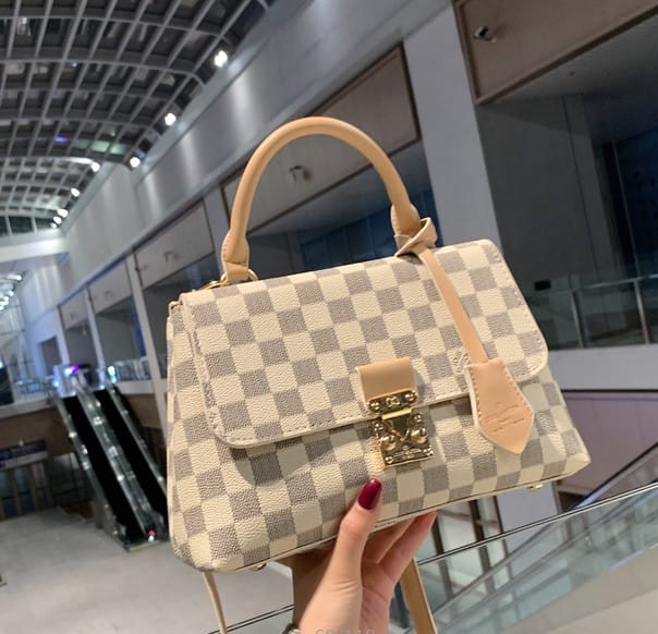 Louis Vuitton Madeleine  Handbag