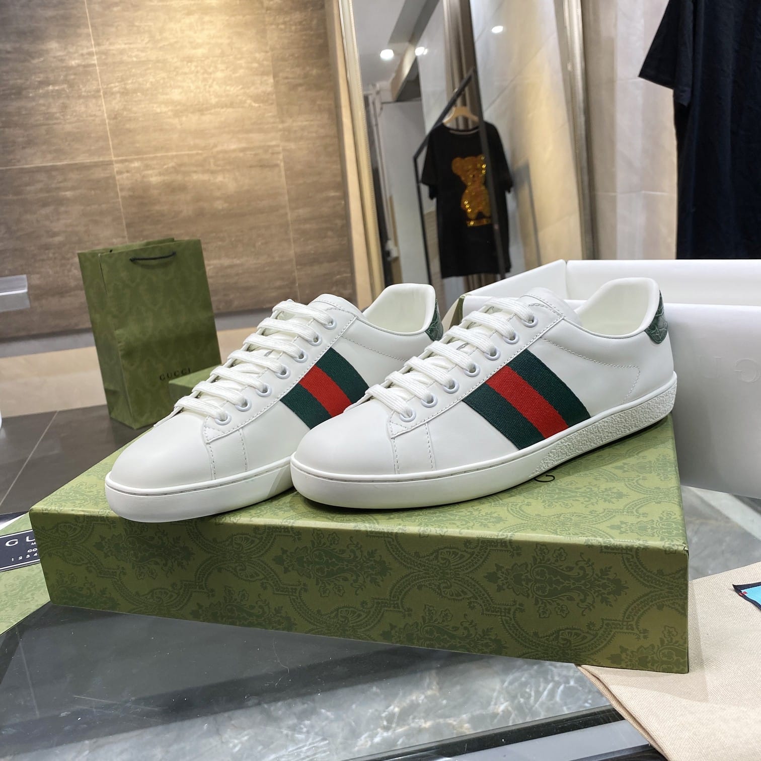 Gucci sneakers