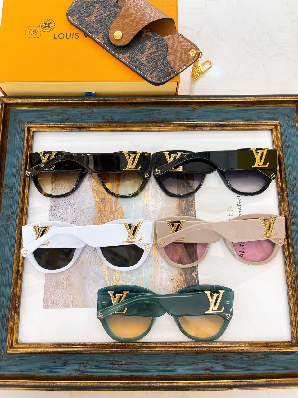 Shop Louis Vuitton NEVERFULL Lv Petal Cat Eye Sunglasses (Z1627U, Z1628U)  by CITYMONOSHOP