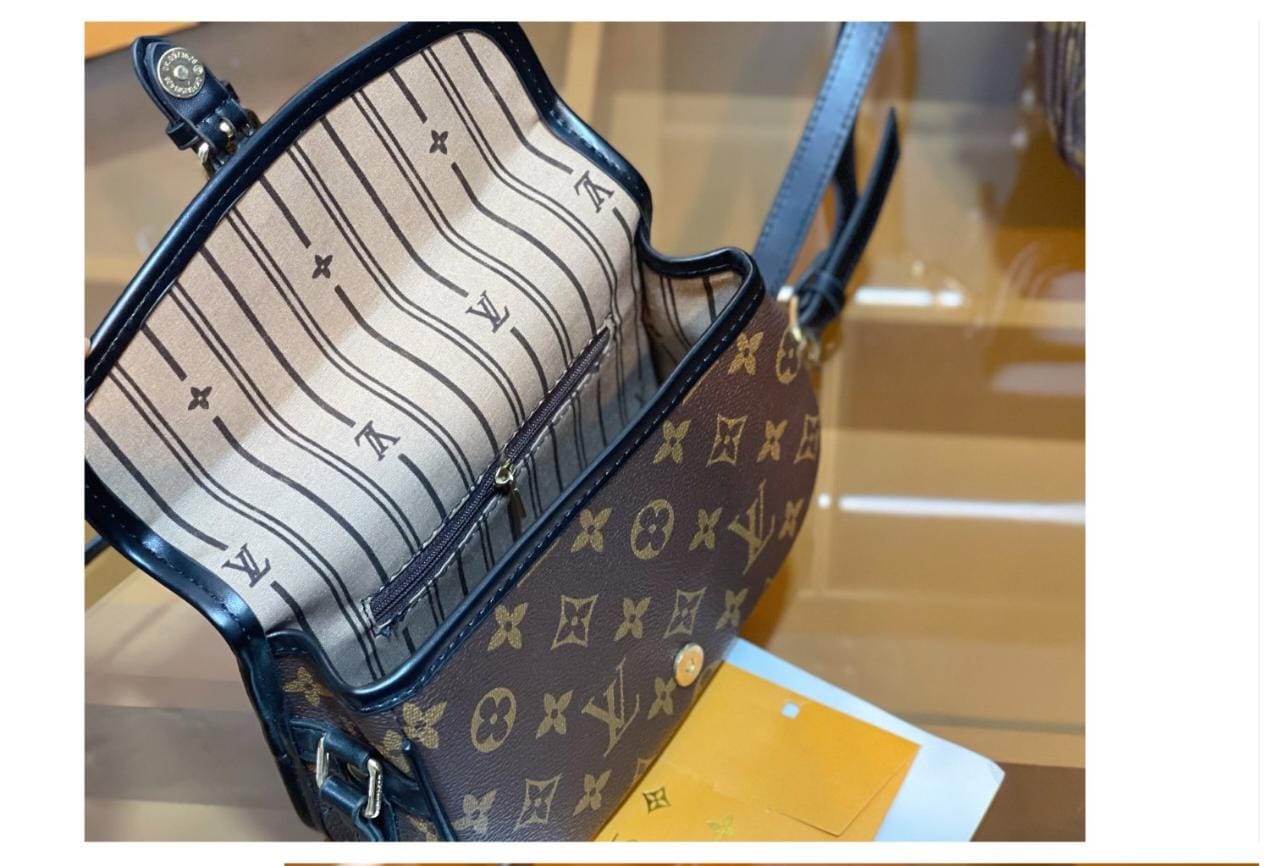 Louis Vuitton  Handbag