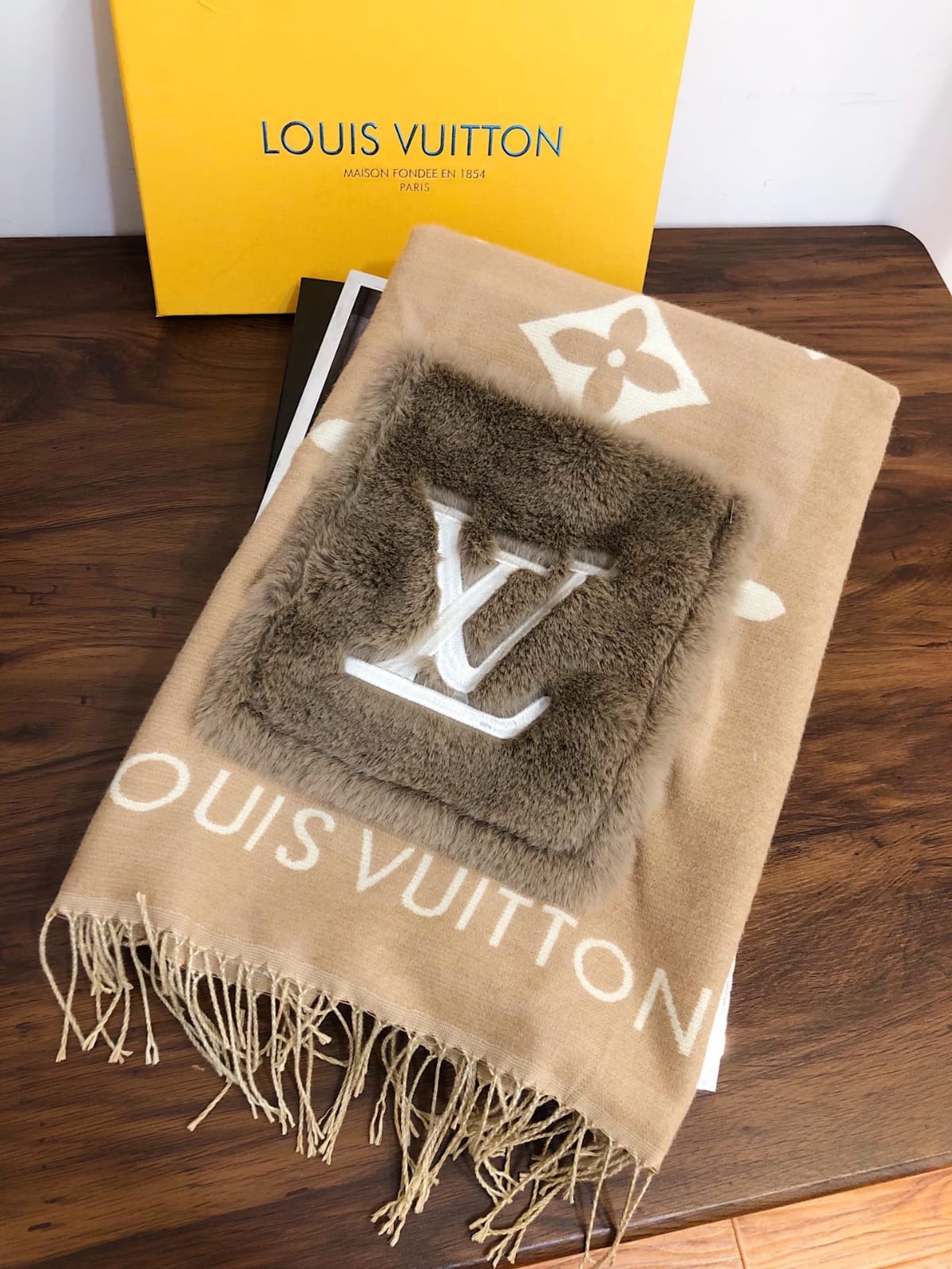 Louis Vuitton Scarf