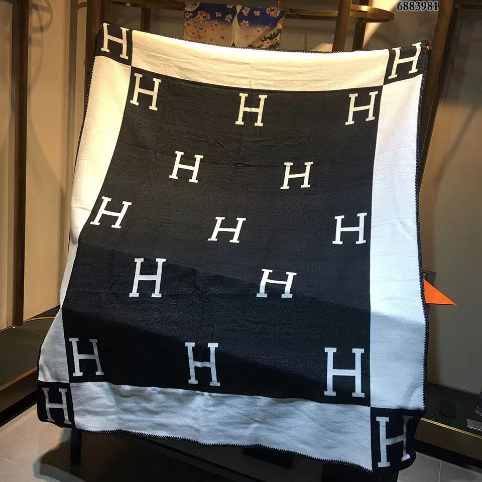 Hermès Avalon Throw Blanket