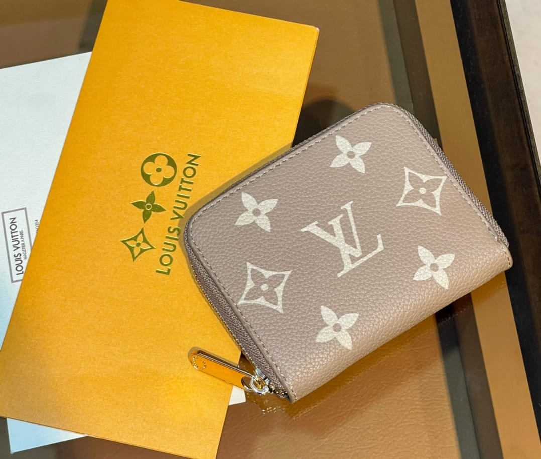 Louis Vuitton  Bagatelle Handbag Sets