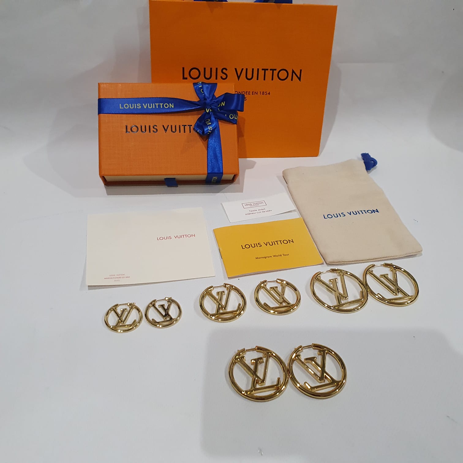 Louis Vuitton Hoop earrings – Merit Trends