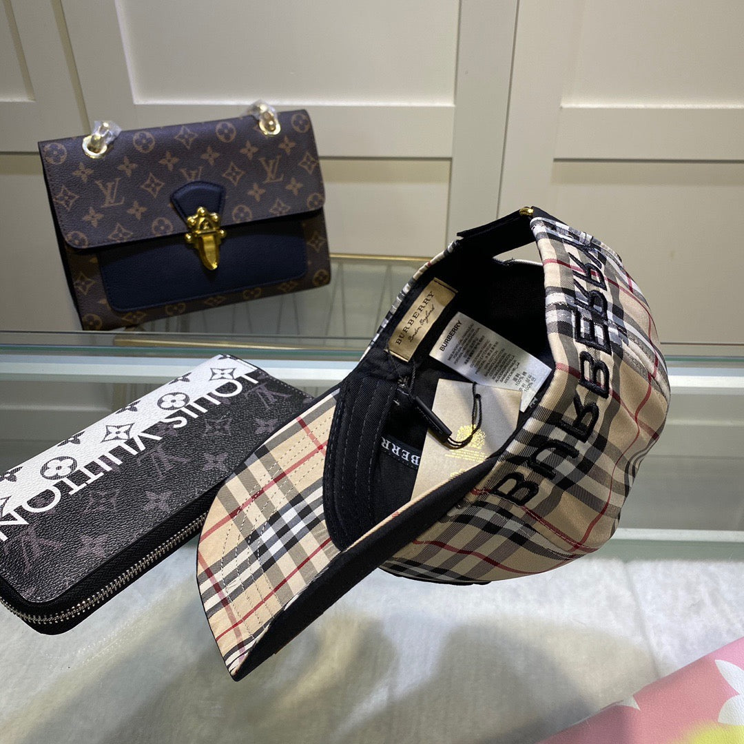 Burberry Baseball cap