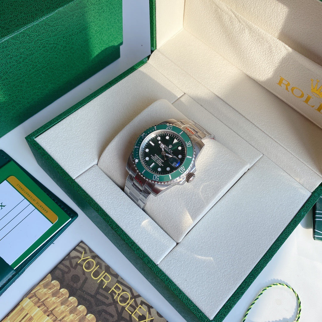 Rolex Submariner Green index dial Oyster - 39mm