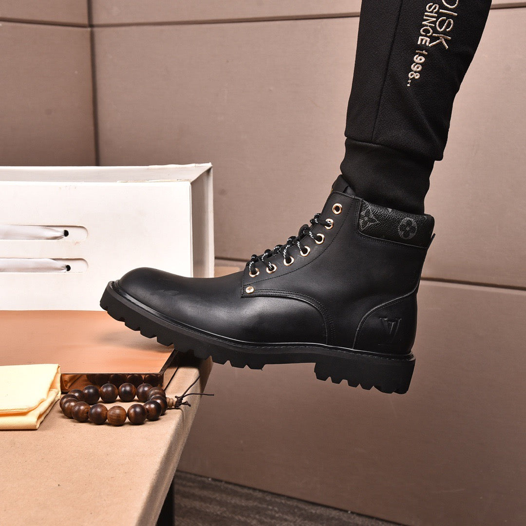 Louis Vuitton ankle shoes boots