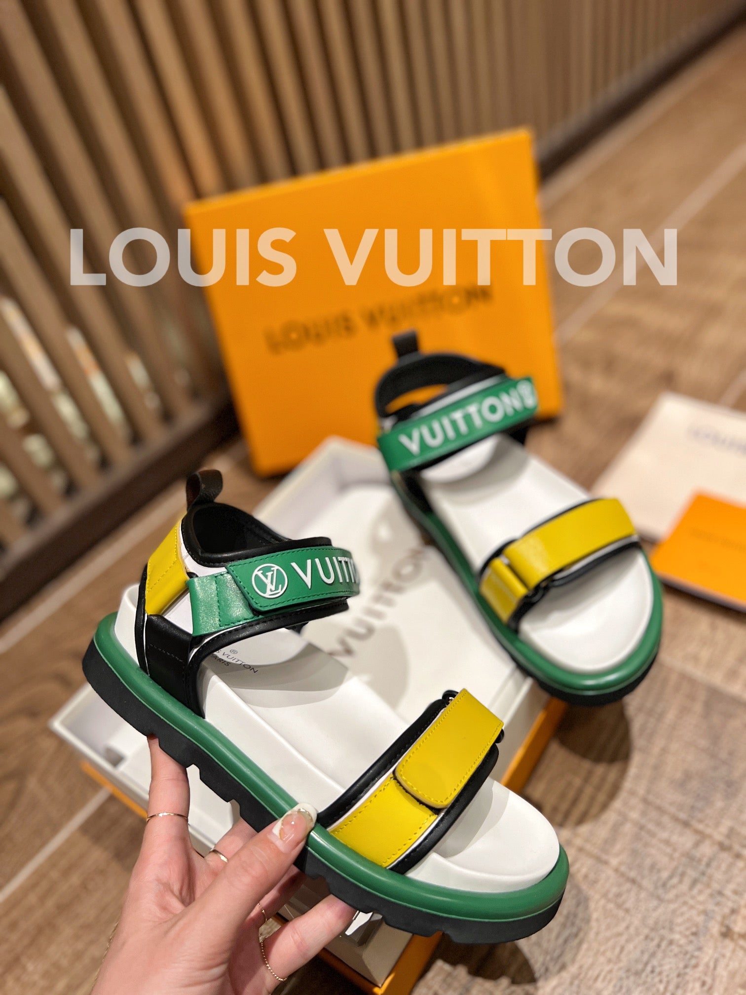 Louis Vuitton Unisex Pool Pillow Flat Comfort Sandal