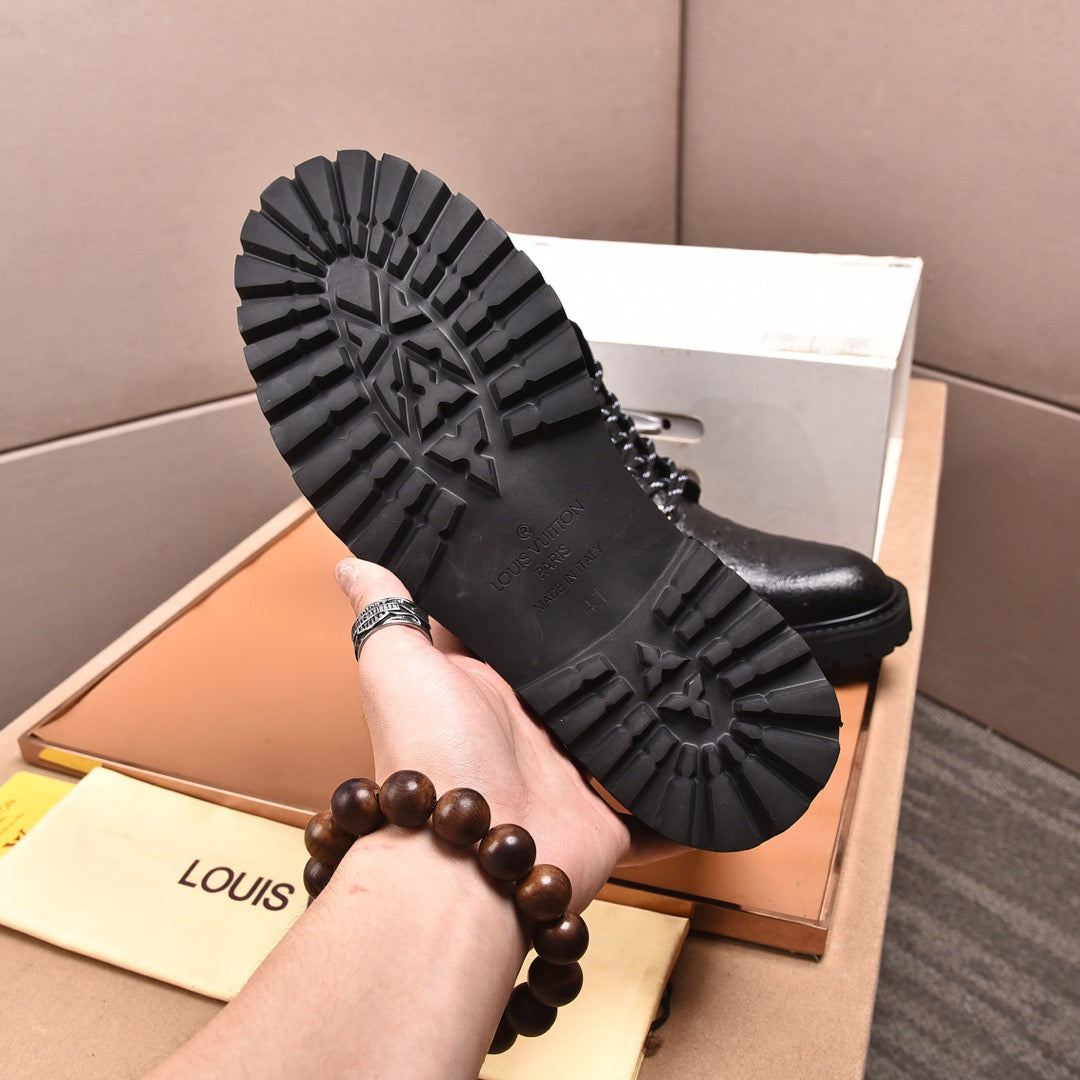 Louis Vuitton ankle shoes boots