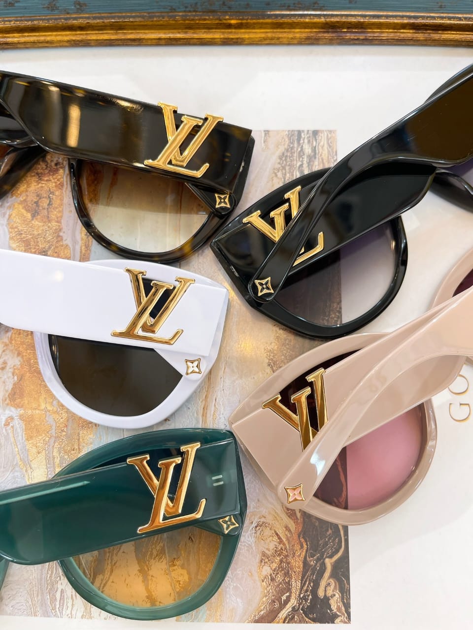 Louis Vuitton - Sunglasses - LV Fame for WOMEN online on Kate&You