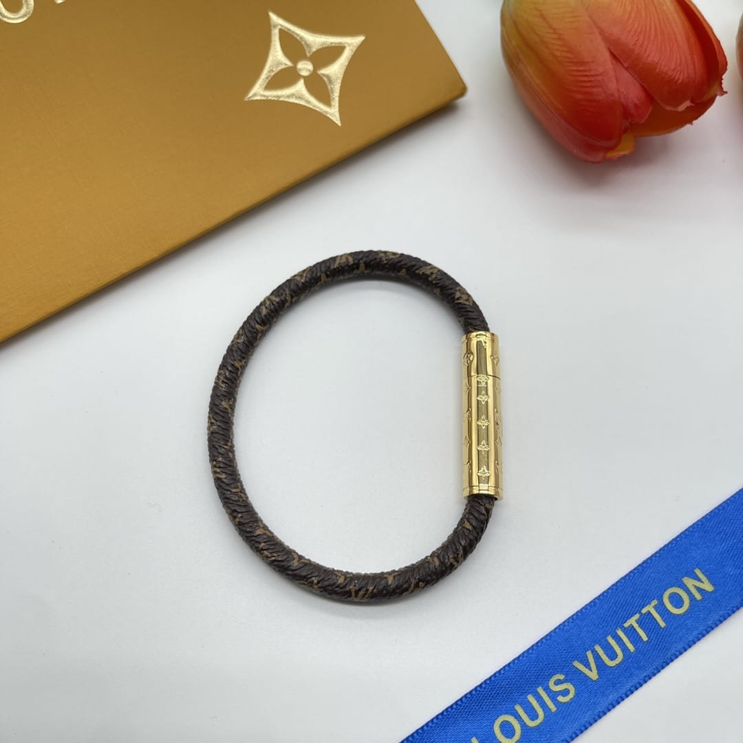 Louis Vuitton  keep it Confidential  Monogram Bracelet
