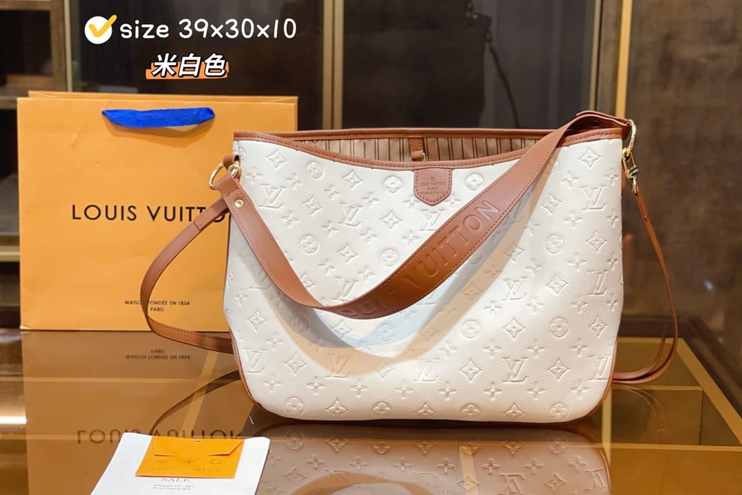 Louis Vuitton Delightful Handbag Sets