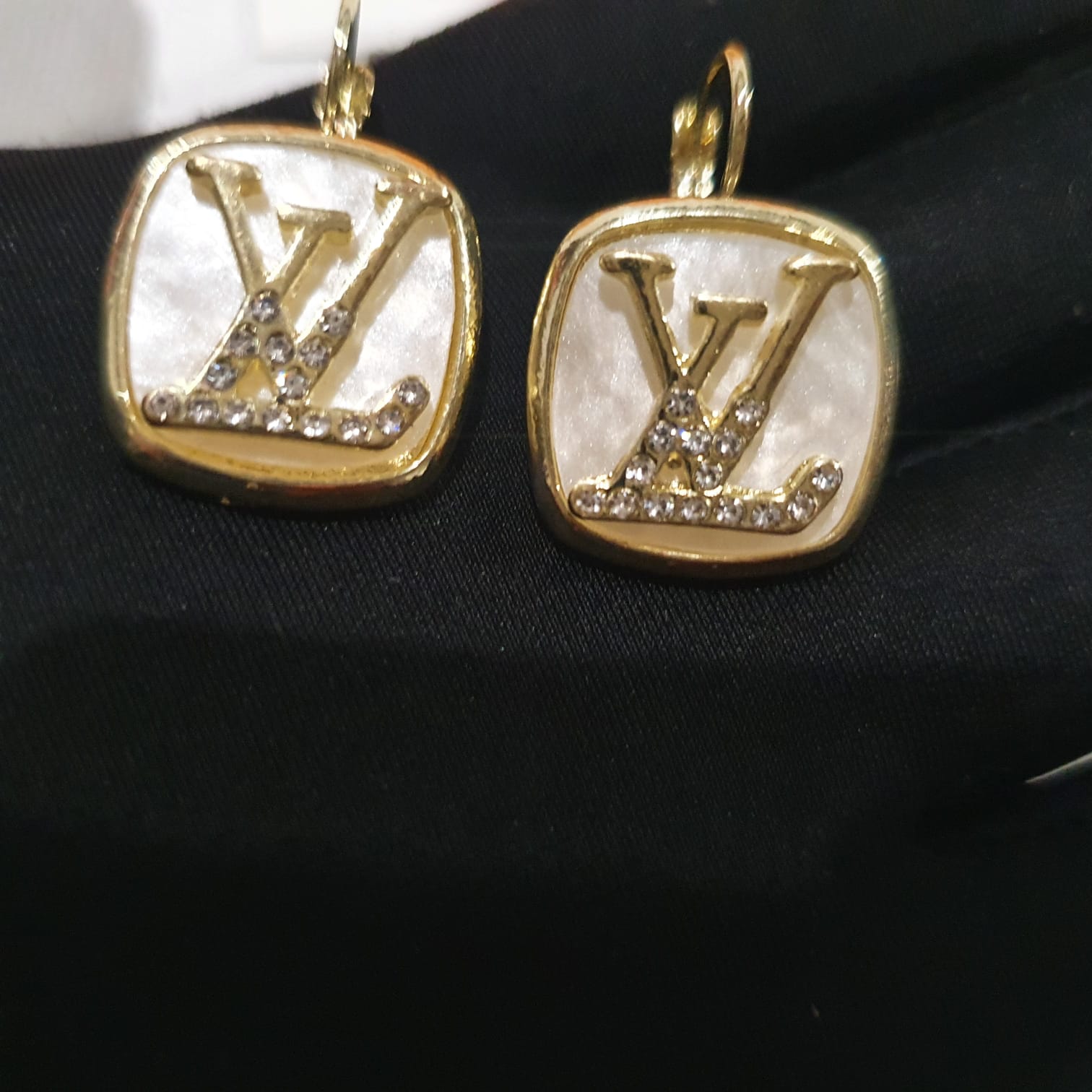 Louis Vuitton Earrings.