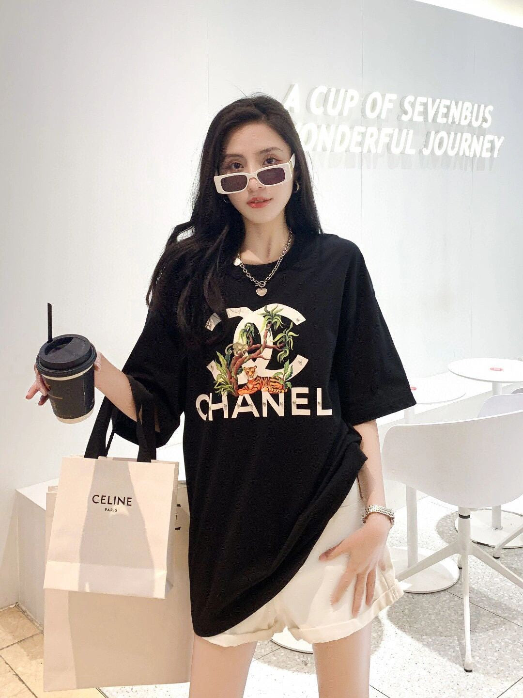 Chanel T-Shirt