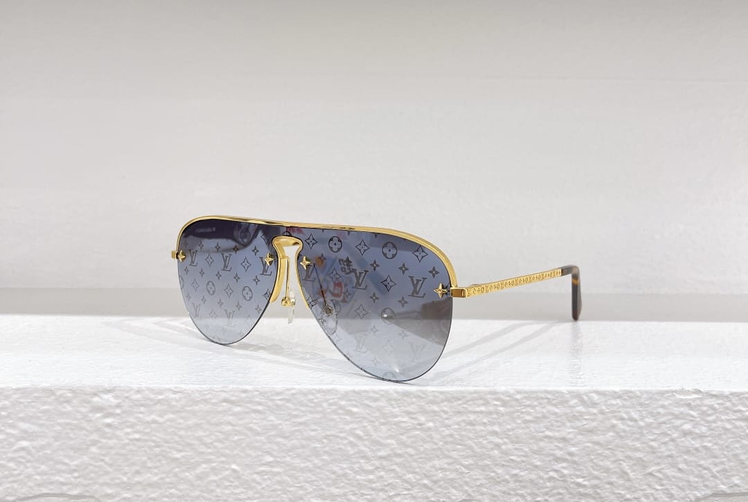 Louis Vuitton Grease Mask Sunglasses