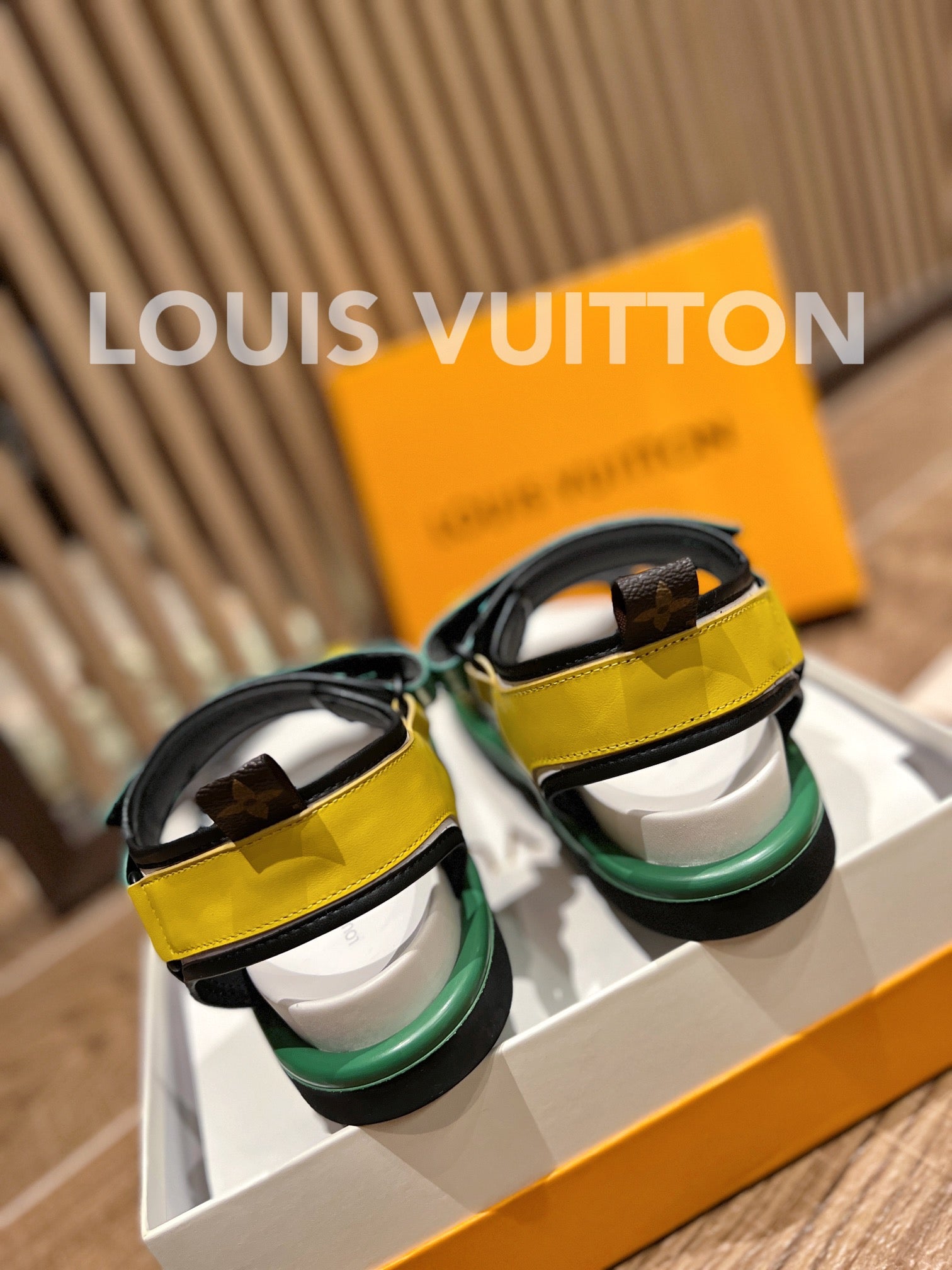 Louis Vuitton Unisex Pool Pillow Flat Comfort Sandal