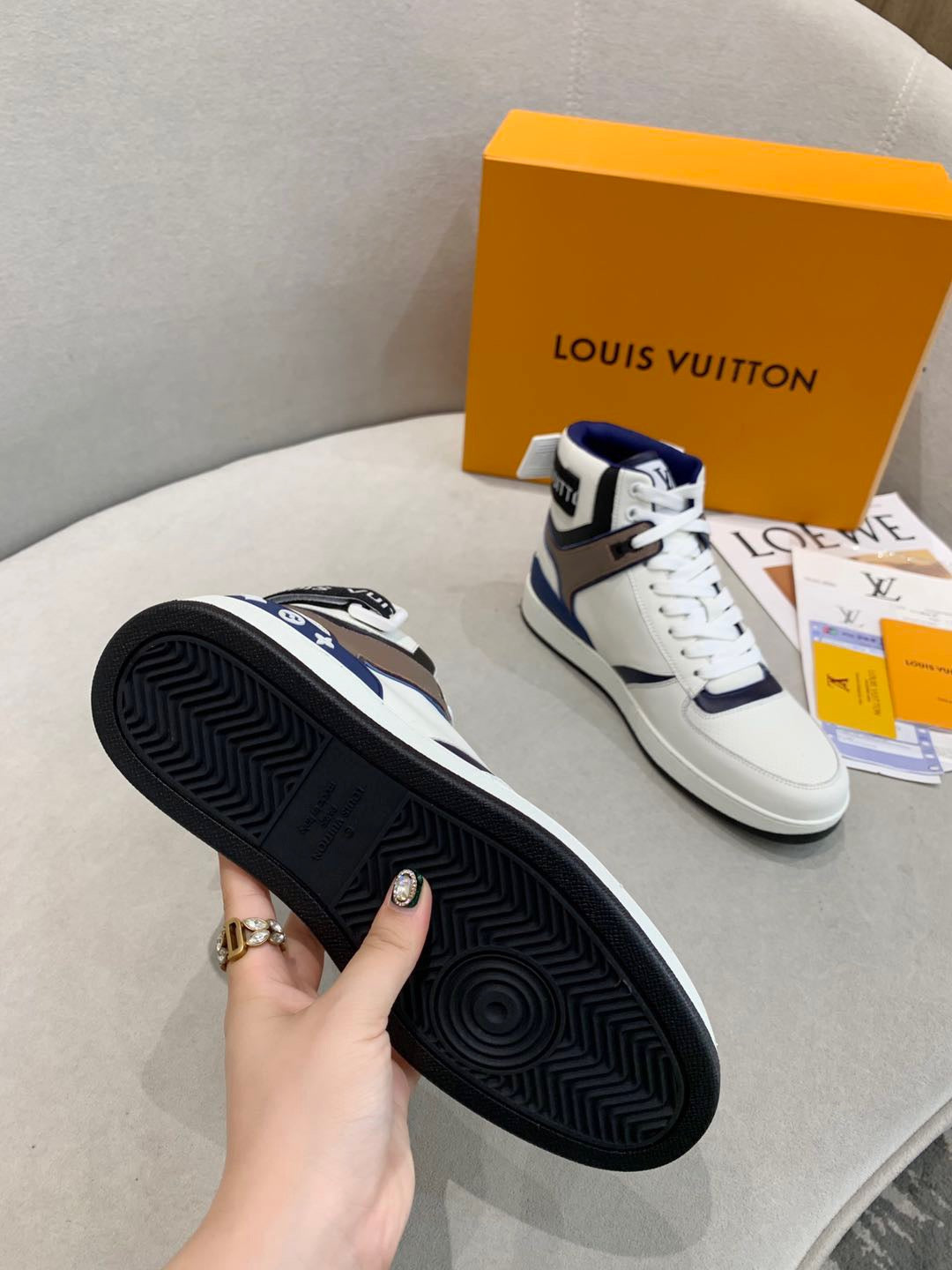Louis Vuitton sneaker