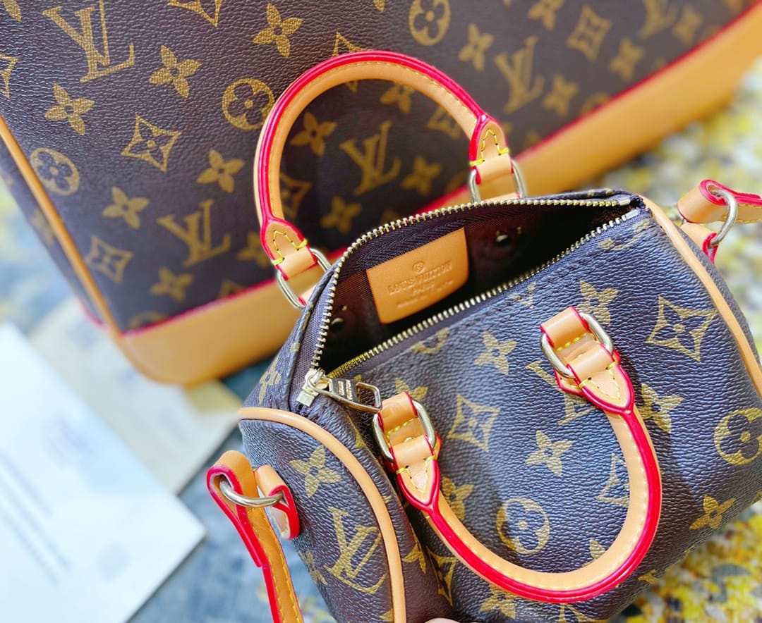 Louis Vuitton Tote Handbag Set