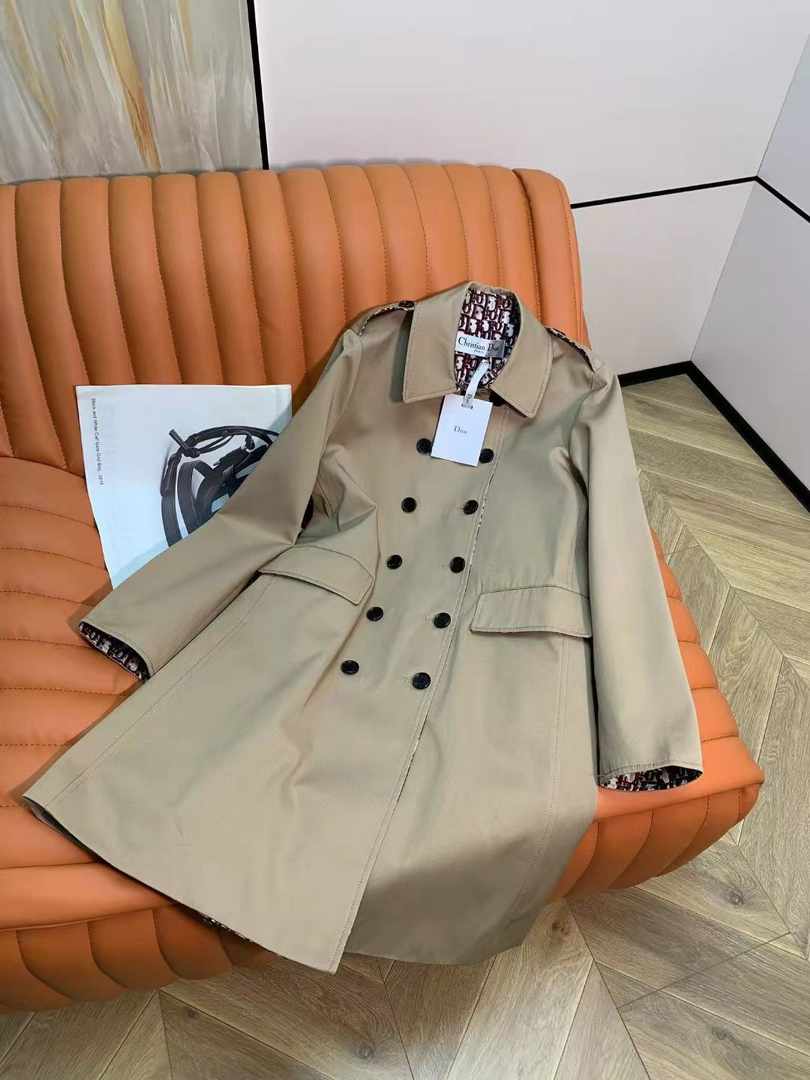 Christian Dior Coats