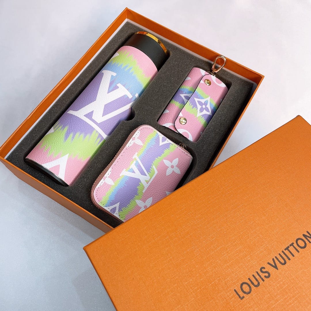 Louis Vuitton flask , Wallet and key holder set