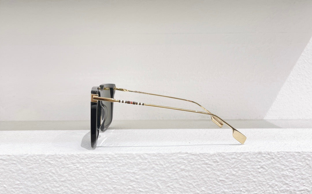 Burberry sunglasses