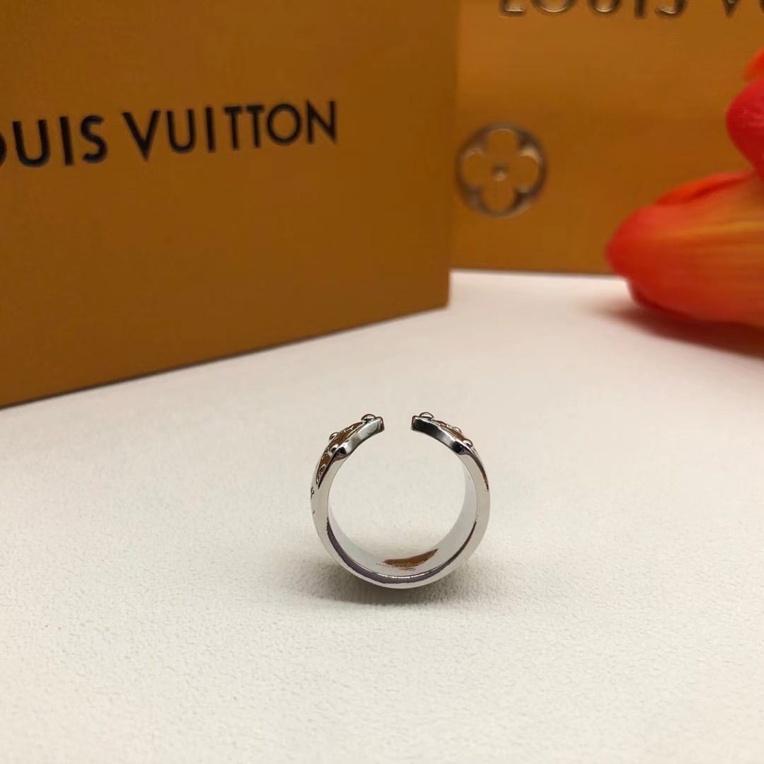 Louis Vuitton Ring