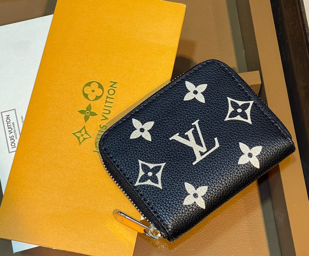 Louis Vuitton  Bagatelle Handbag Sets